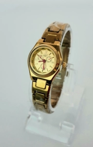 Damski zegarek złota bransoleta